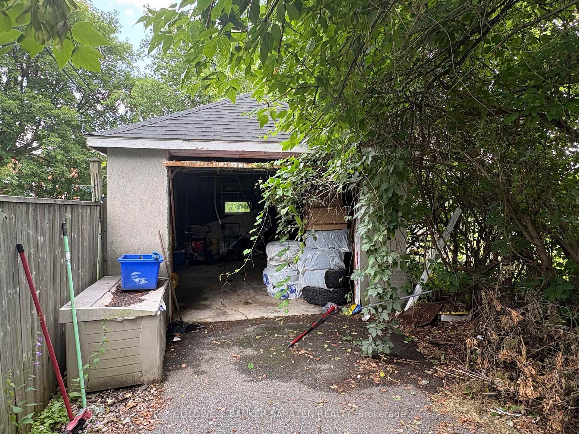 Photo 24 of 1312 Thames Street, Ottawa, Carlington — HOMEH