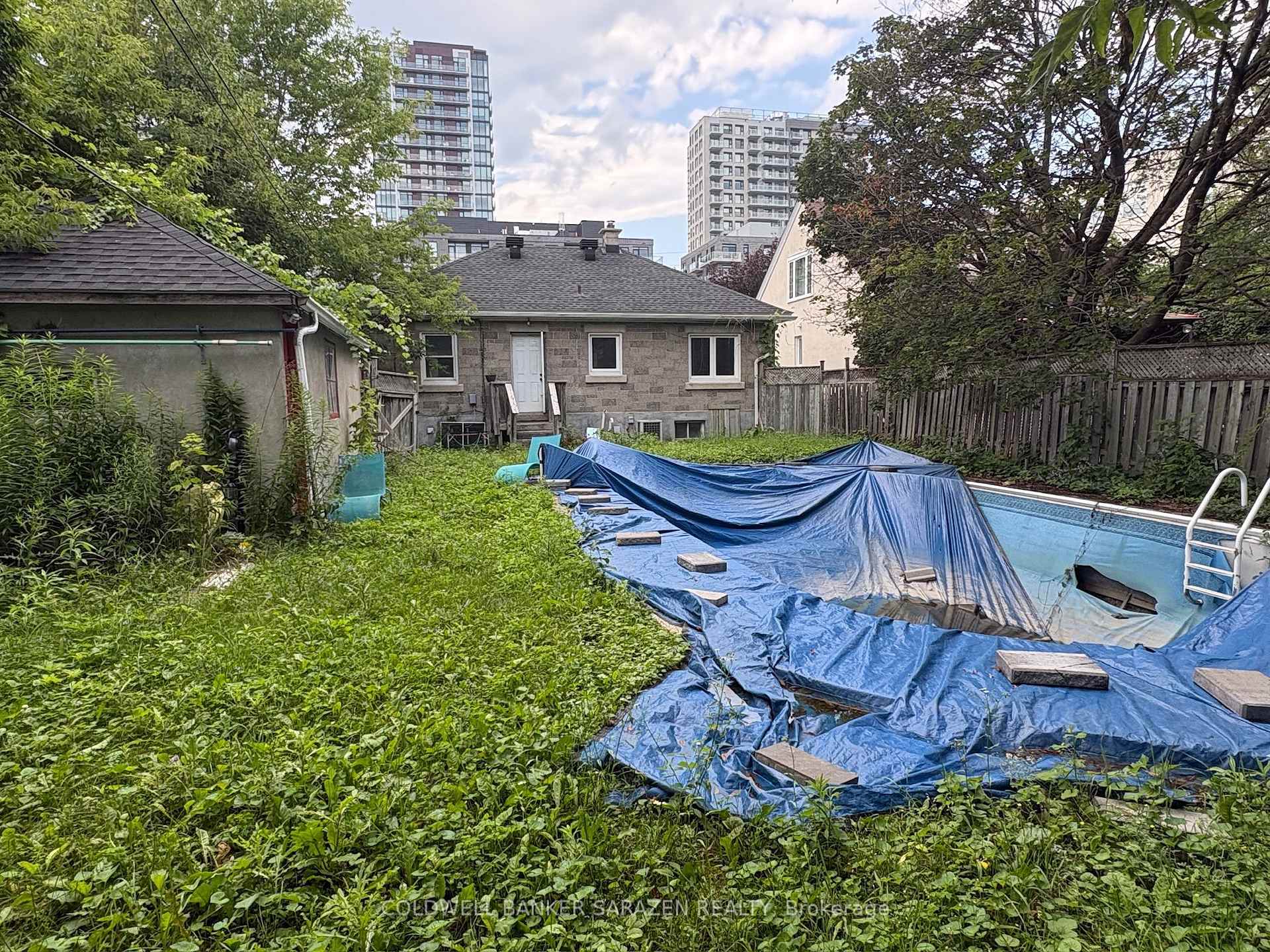 Photo 27 of 1312 Thames Street, Ottawa, Carlington — HOMEH