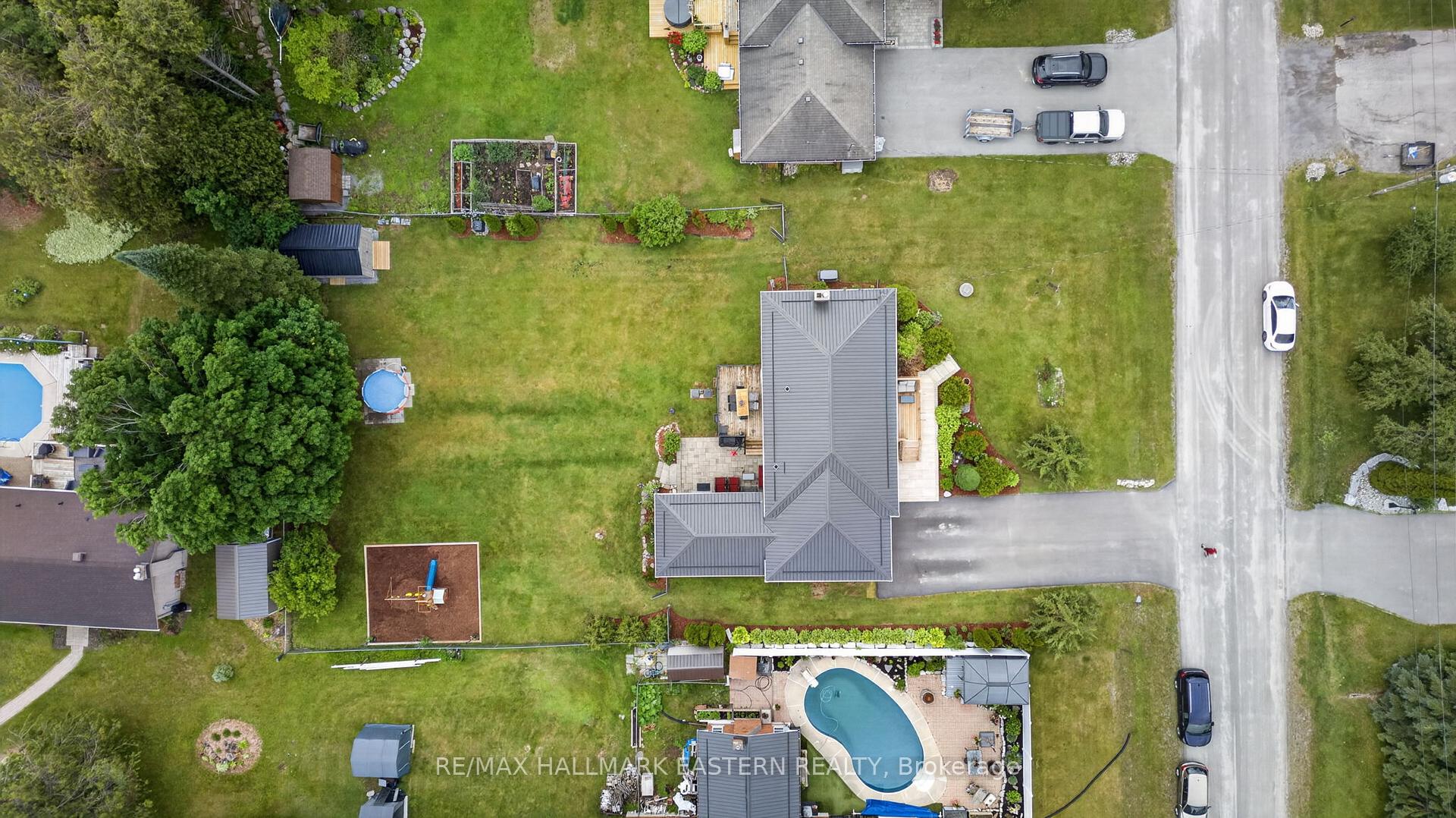 Photo 23 of 803 Derby Drive, Selwyn — HOMEH