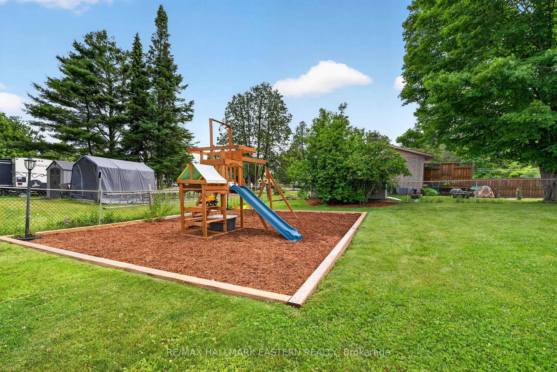 Photo 30 of 803 Derby Drive, Selwyn — HOMEH