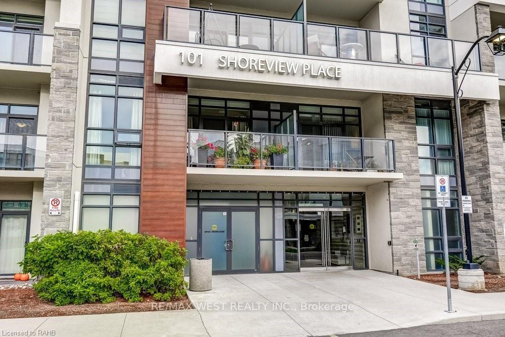 Photo 2 of Unit 426, 101 Shoreview Place, Hamilton, Lakeshore — HOMEH