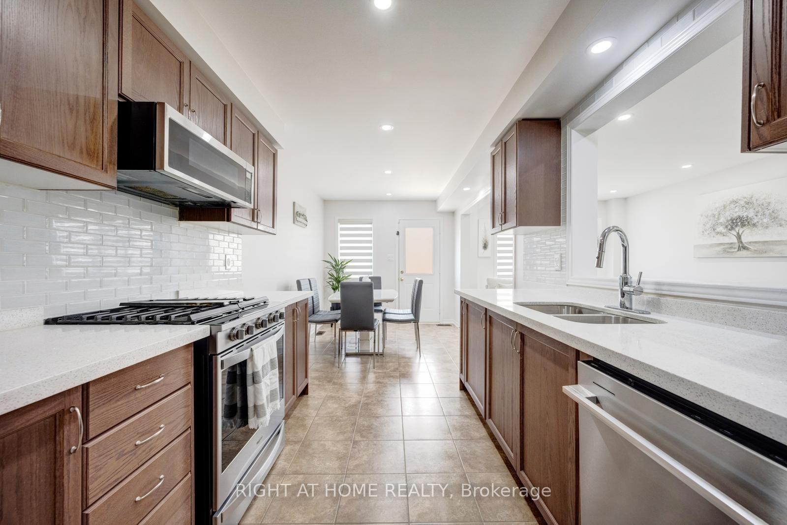 Photo 17 of 47 Oklahoma Drive, Brampton, Bram East — HOMEH