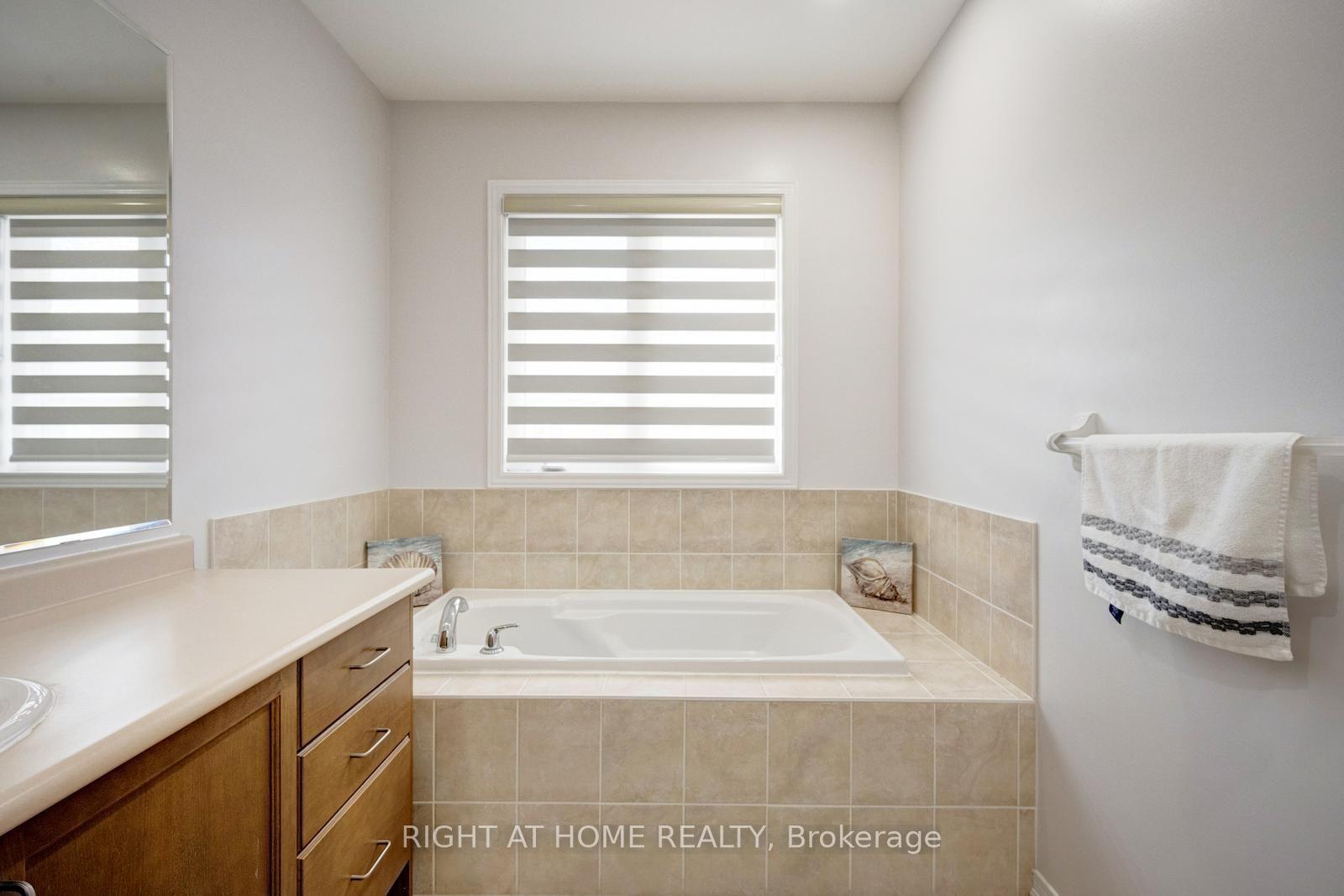 Photo 28 of 47 Oklahoma Drive, Brampton, Bram East — HOMEH