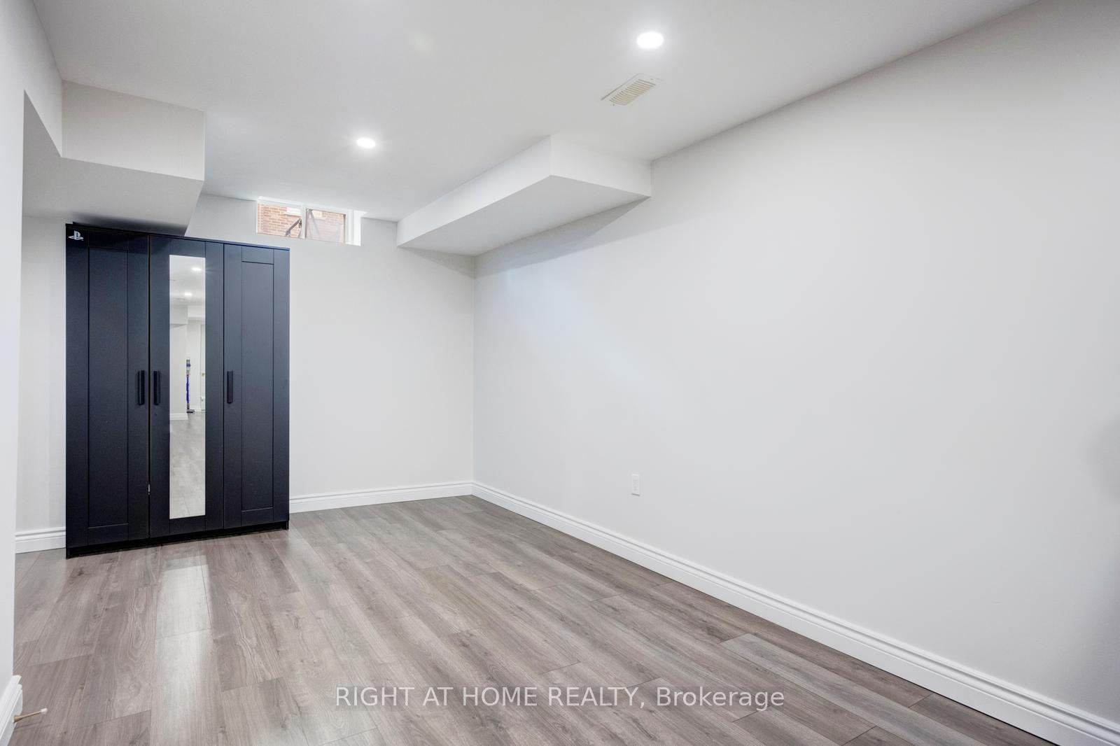 Photo 40 of 47 Oklahoma Drive, Brampton, Bram East — HOMEH