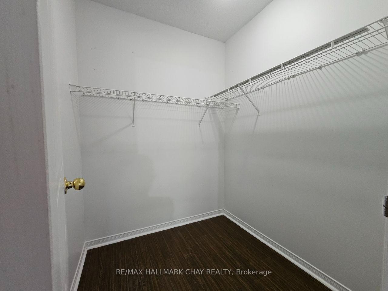 Photo 23 of 219 Wessenger Drive, Barrie, Holly — HOMEH