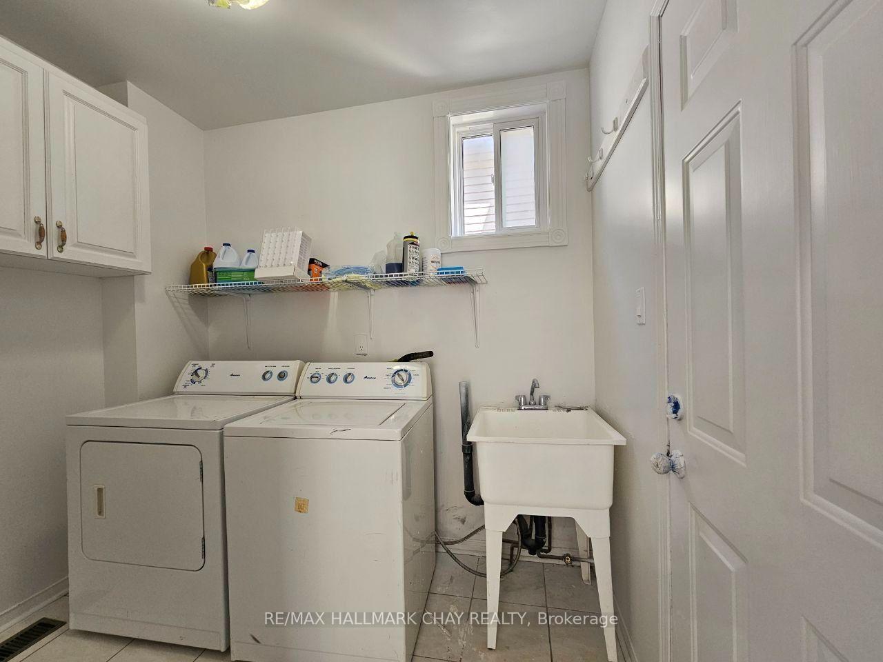 Photo 29 of 219 Wessenger Drive, Barrie, Holly — HOMEH