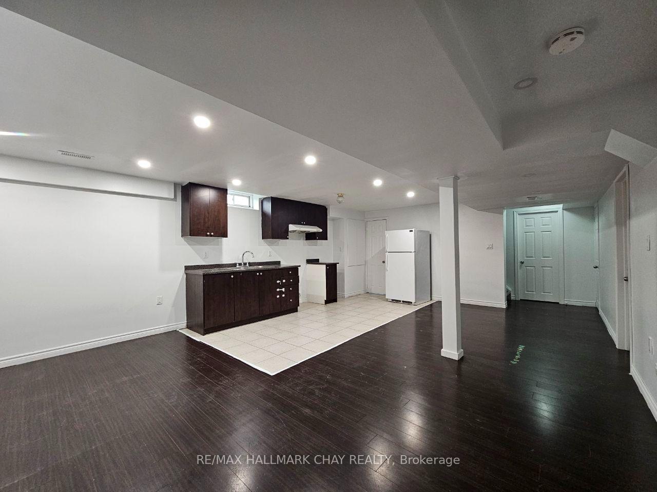 Photo 30 of 219 Wessenger Drive, Barrie, Holly — HOMEH