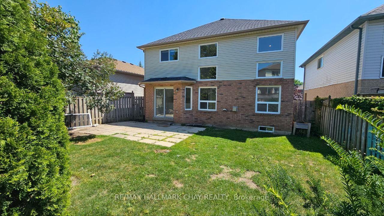 Photo 37 of 219 Wessenger Drive, Barrie, Holly — HOMEH