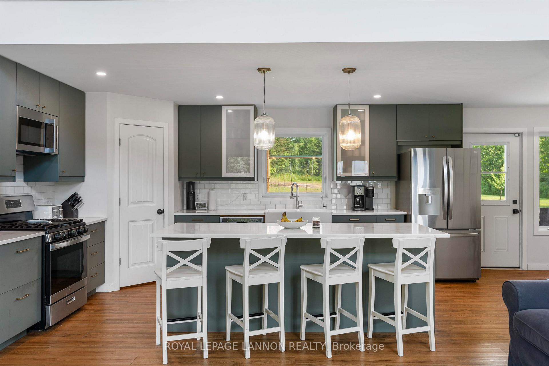 Photo 9 of 1204 Lakeshore Drive, Shuniah — HOMEH