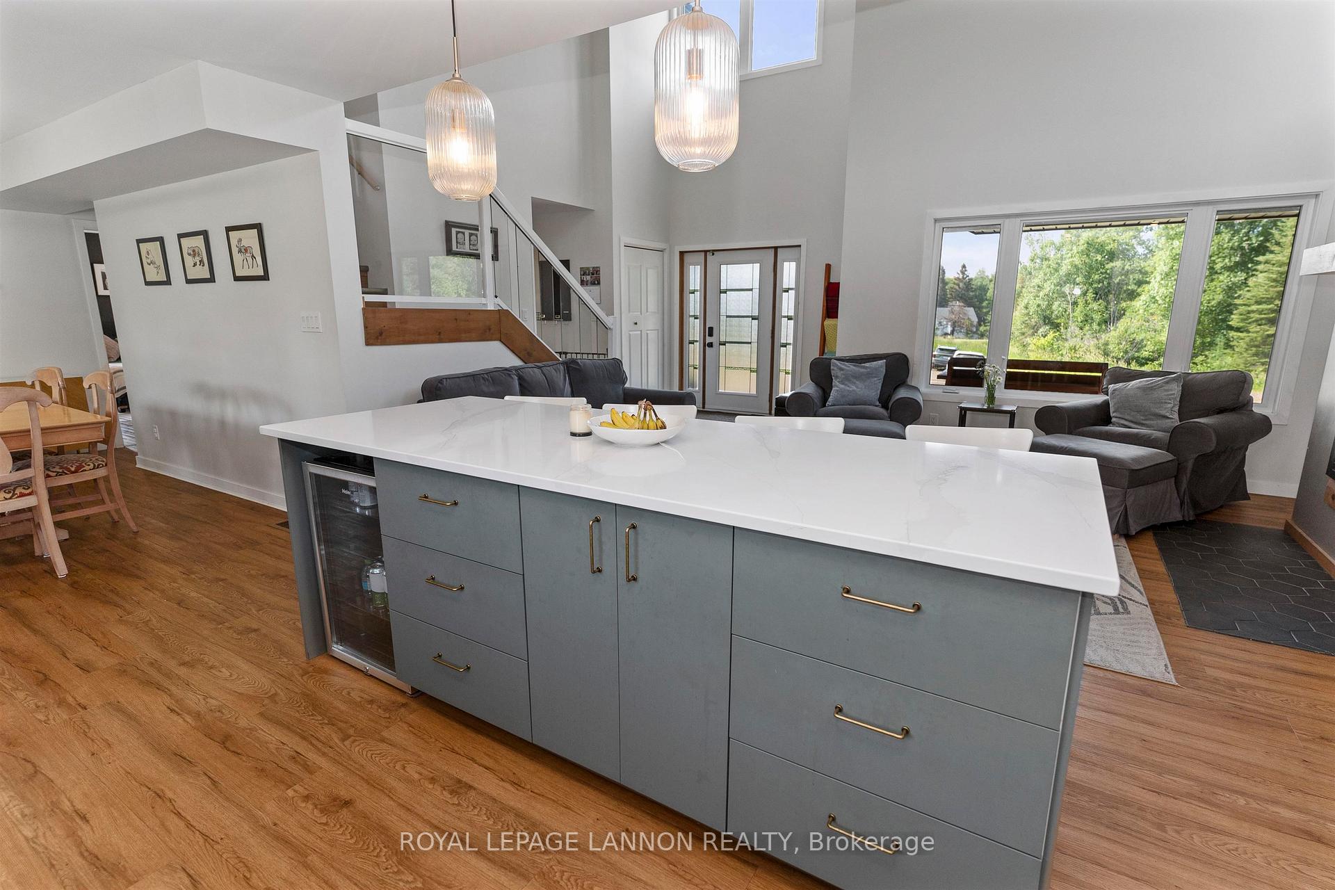 Photo 12 of 1204 Lakeshore Drive, Shuniah — HOMEH