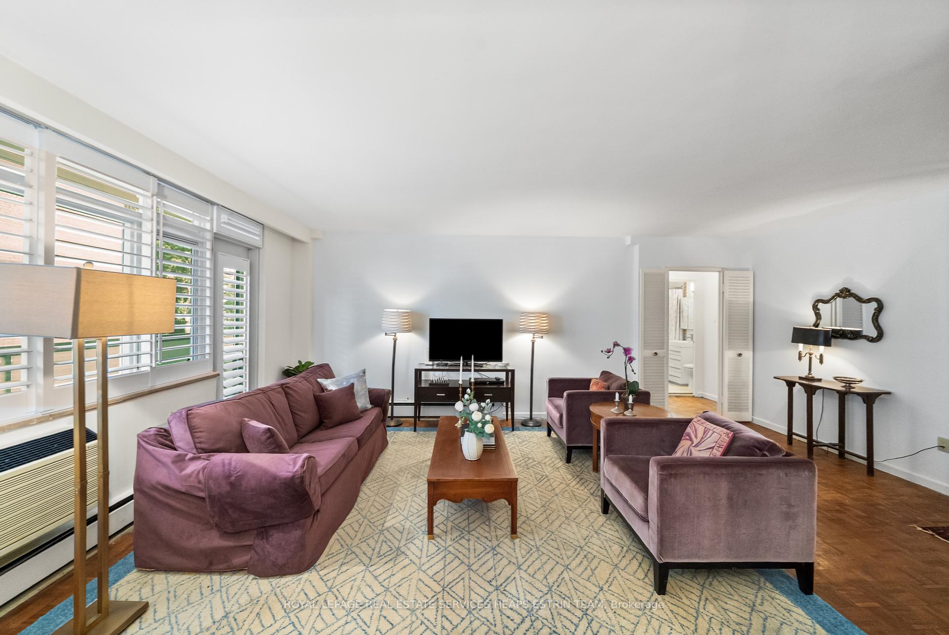 Photo 2 of Unit 204, 581 Avenue Road, Toronto, Yonge-St. Clair — HOMEH