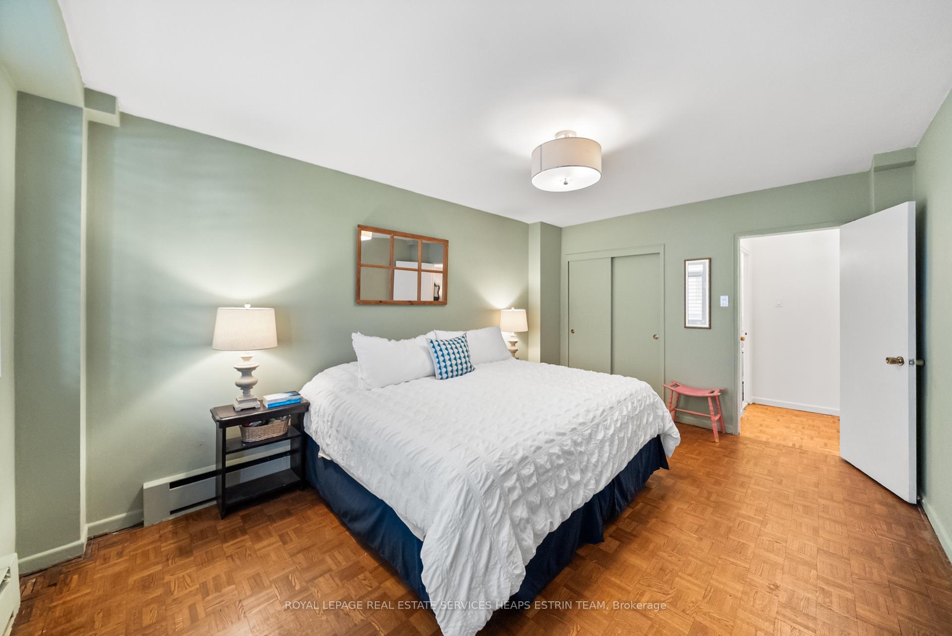 Photo 11 of Unit 204, 581 Avenue Road, Toronto, Yonge-St. Clair — HOMEH