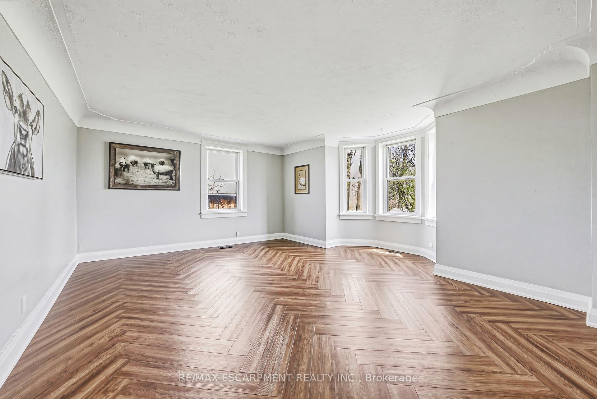 Photo 11 of 1292 Glancaster Road, Hamilton, Ancaster — HOMEH