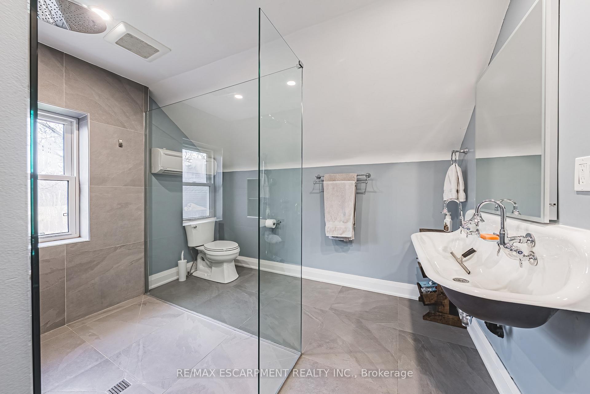 Photo 22 of 1292 Glancaster Road, Hamilton, Ancaster — HOMEH
