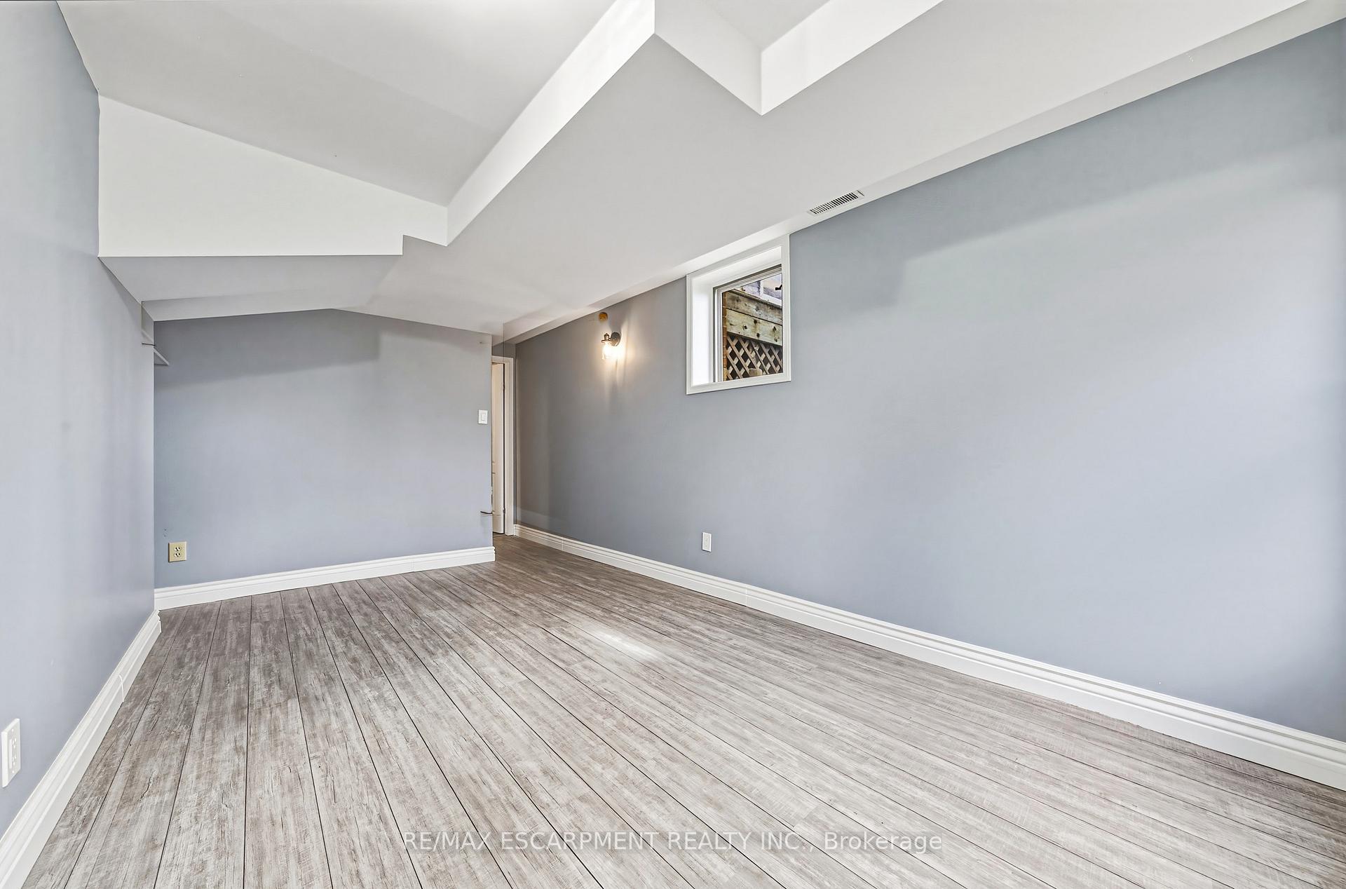 Photo 29 of 1292 Glancaster Road, Hamilton, Ancaster — HOMEH