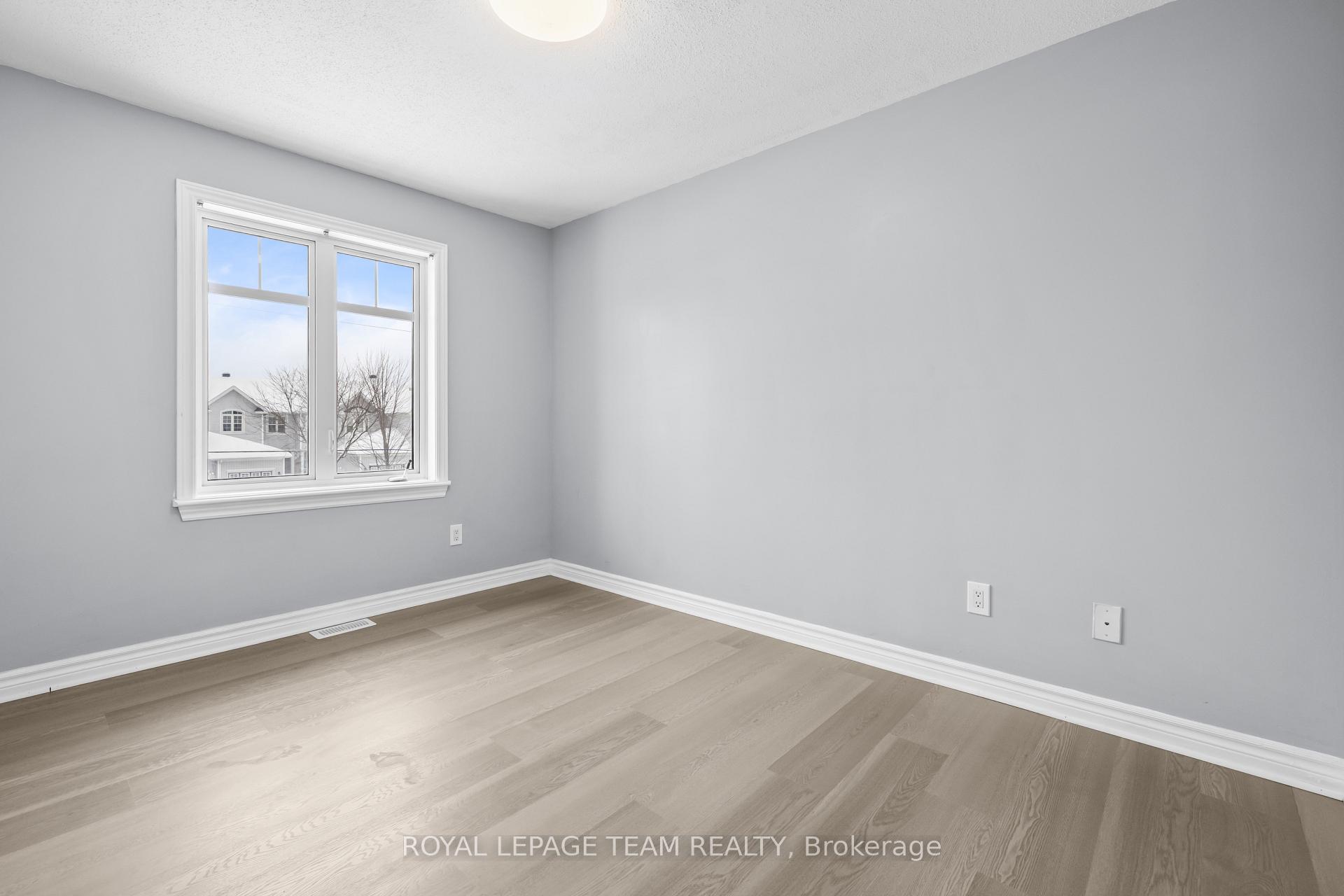 Photo 11 of 943 Klondike Road, Ottawa, Kanata - Morgan's Grant/South March — HOMEH