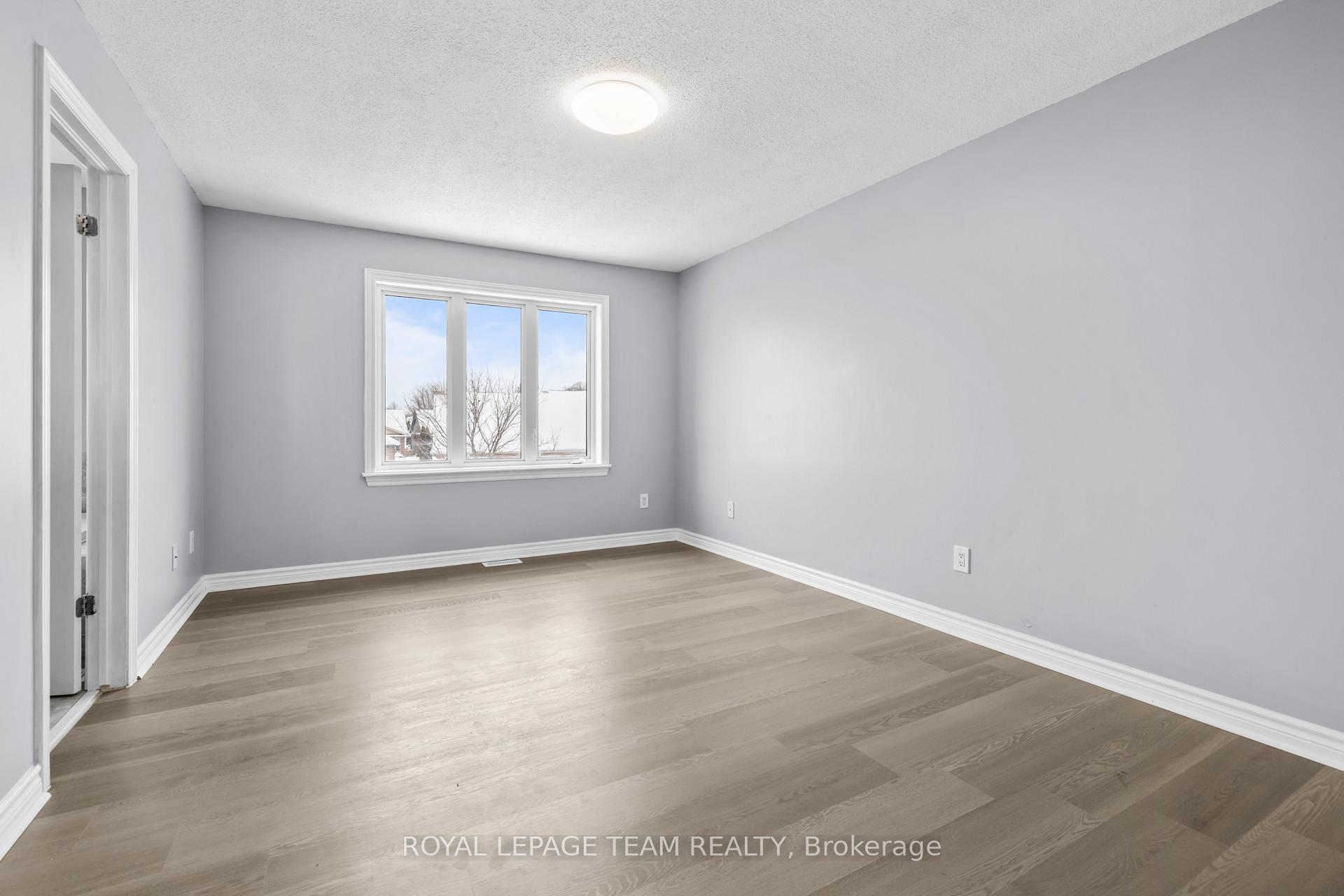 Photo 13 of 943 Klondike Road, Ottawa, Kanata - Morgan's Grant/South March — HOMEH