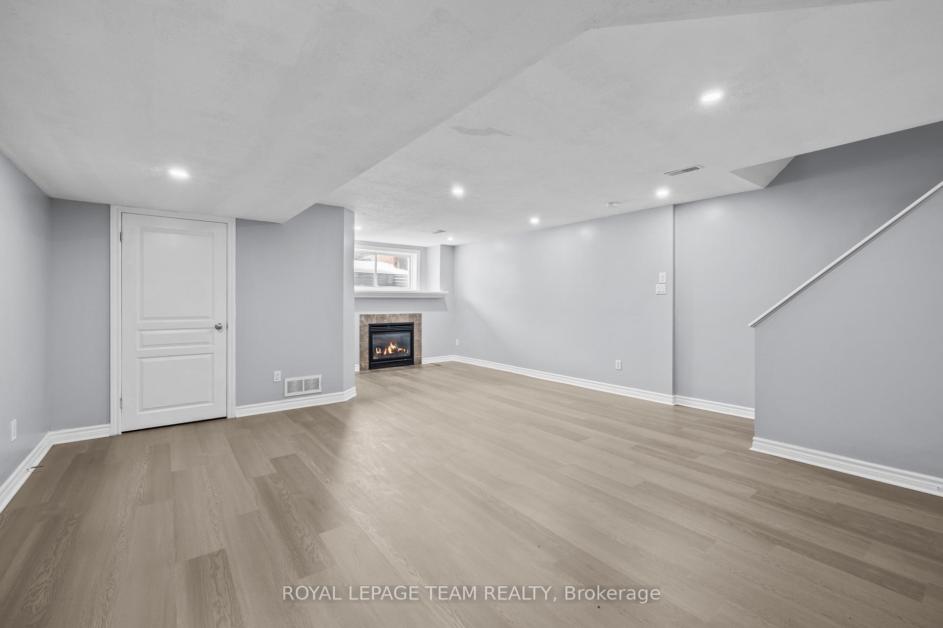 Photo 18 of 943 Klondike Road, Ottawa, Kanata - Morgan's Grant/South March — HOMEH
