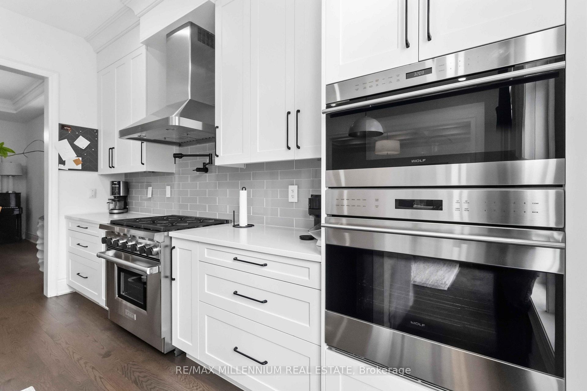 Photo 13 of 69 Menotti Drive, Richmond Hill, Oak Ridges — HOMEH