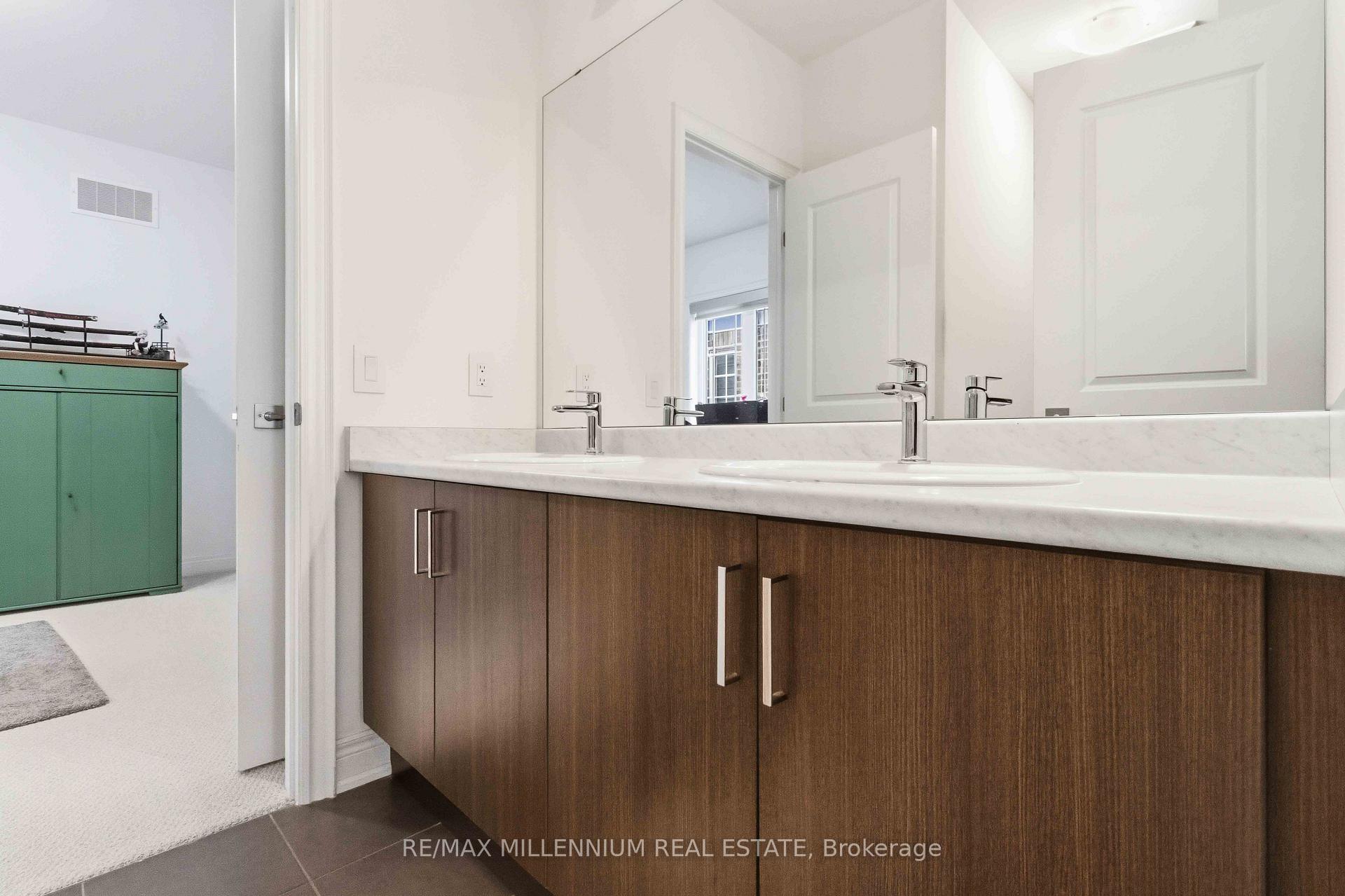 Photo 27 of 69 Menotti Drive, Richmond Hill, Oak Ridges — HOMEH