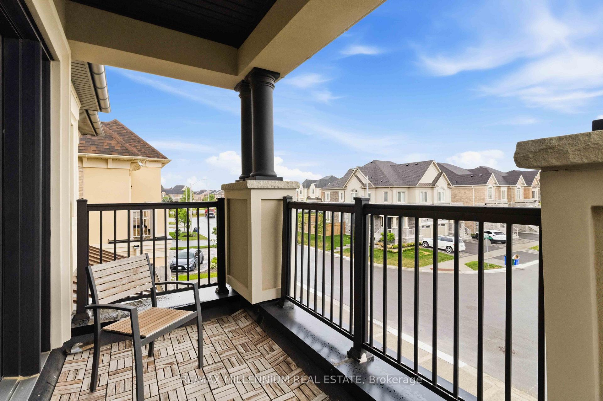 Photo 44 of 69 Menotti Drive, Richmond Hill, Oak Ridges — HOMEH
