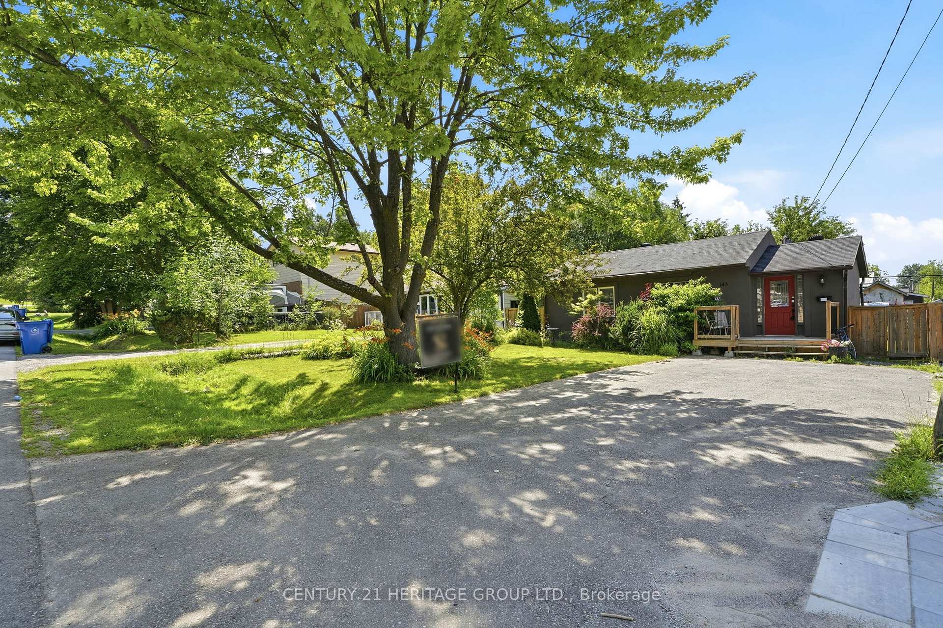 Photo 2 of 143 Silas Boulevard, Georgina, Keswick North — HOMEH