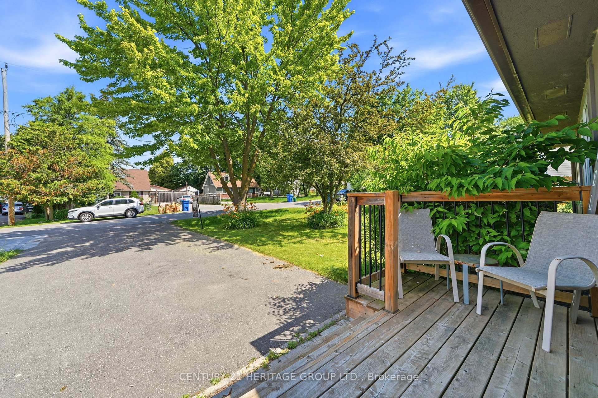 Photo 5 of 143 Silas Boulevard, Georgina, Keswick North — HOMEH