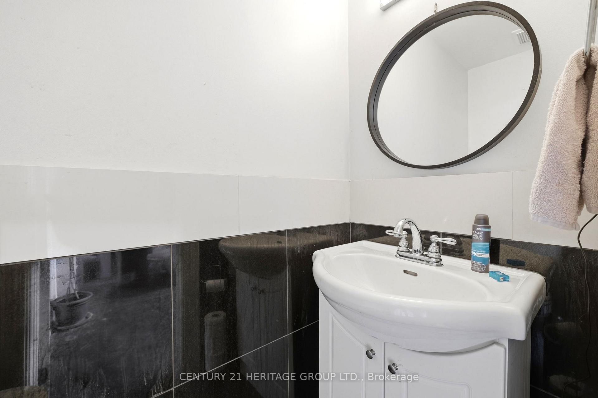 Photo 15 of 143 Silas Boulevard, Georgina, Keswick North — HOMEH