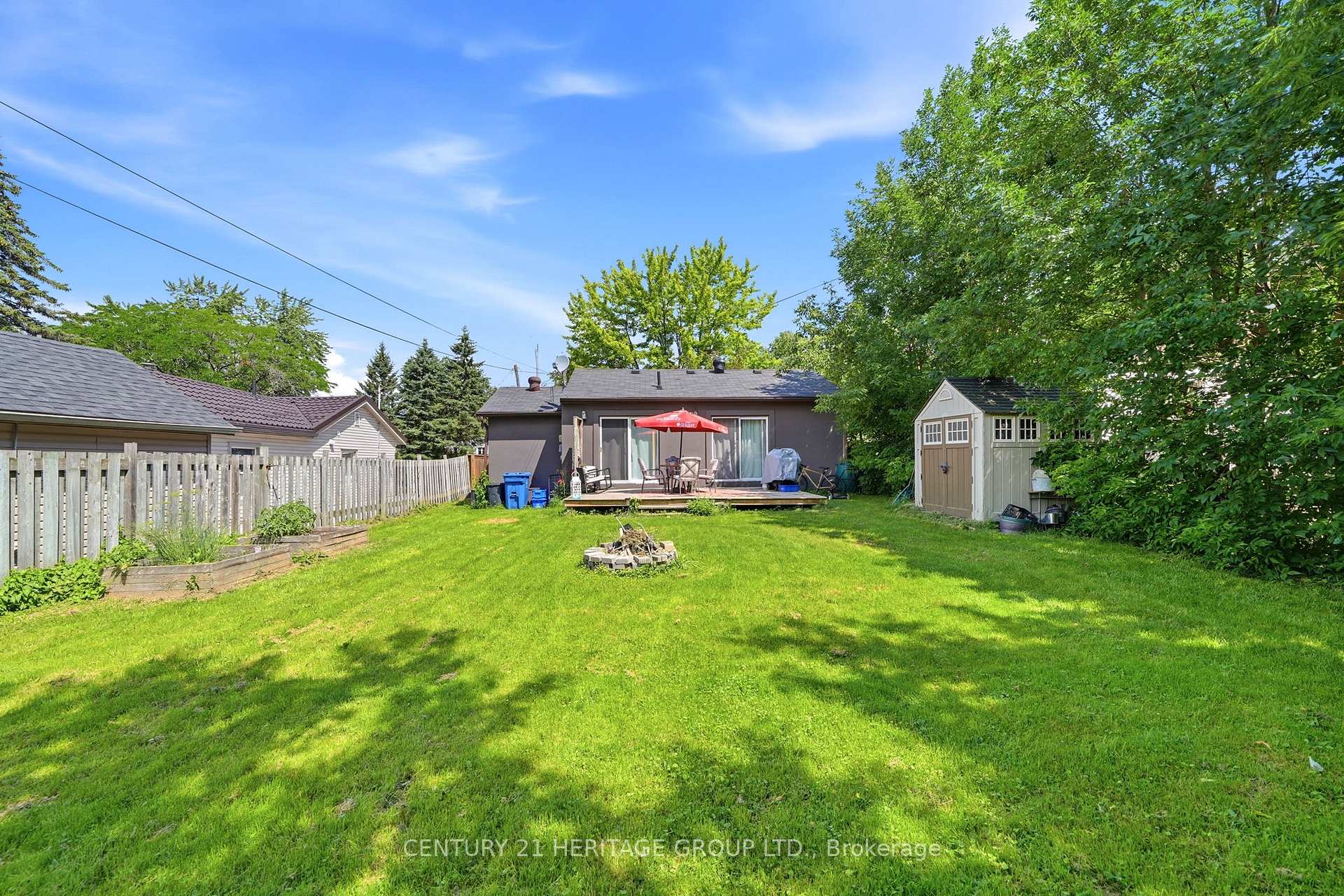 Photo 24 of 143 Silas Boulevard, Georgina, Keswick North — HOMEH
