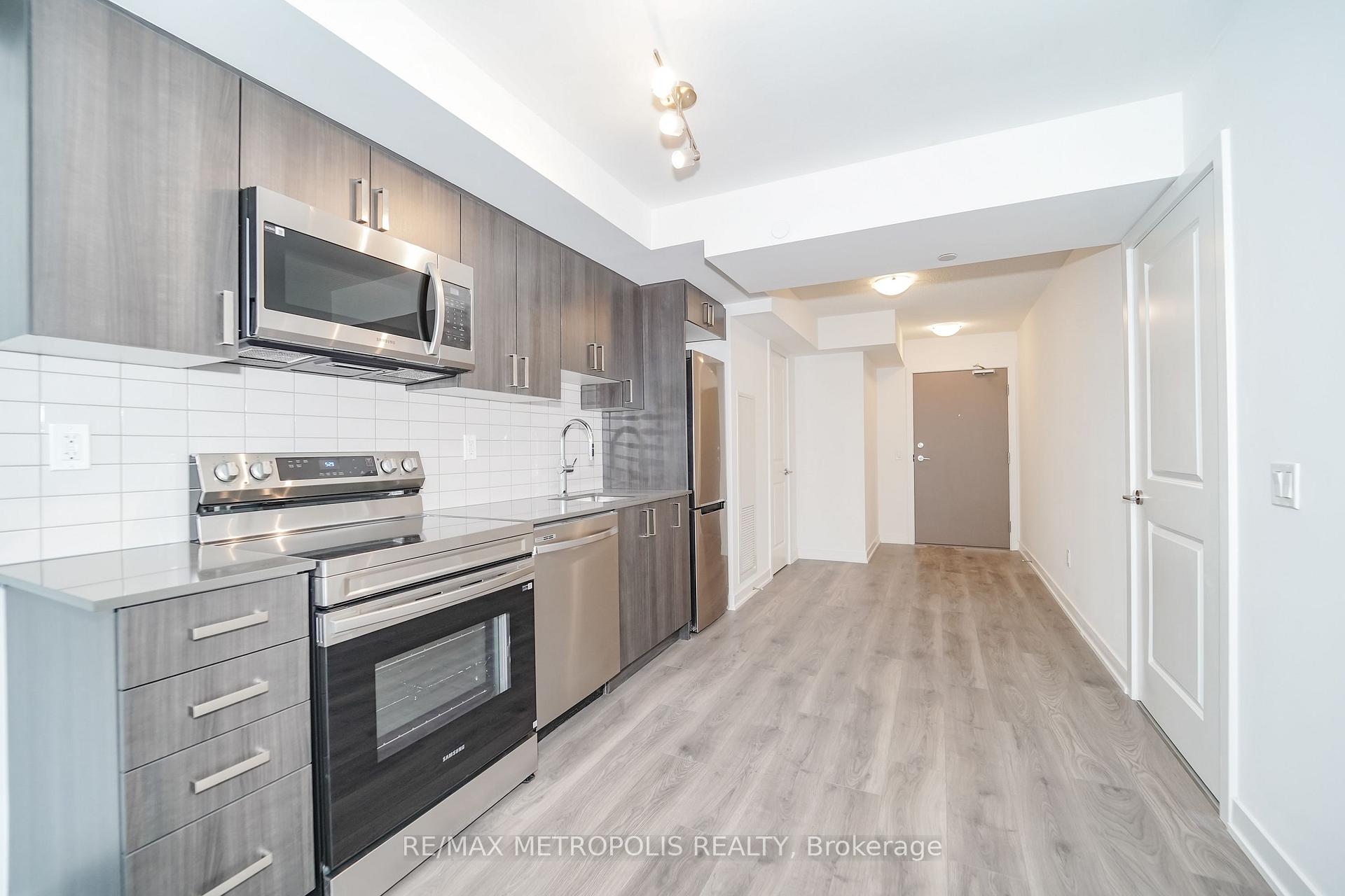 Photo 13 of Unit 1309, 1010 Sandy Beach Road, Pickering, Bay Ridges — HOMEH