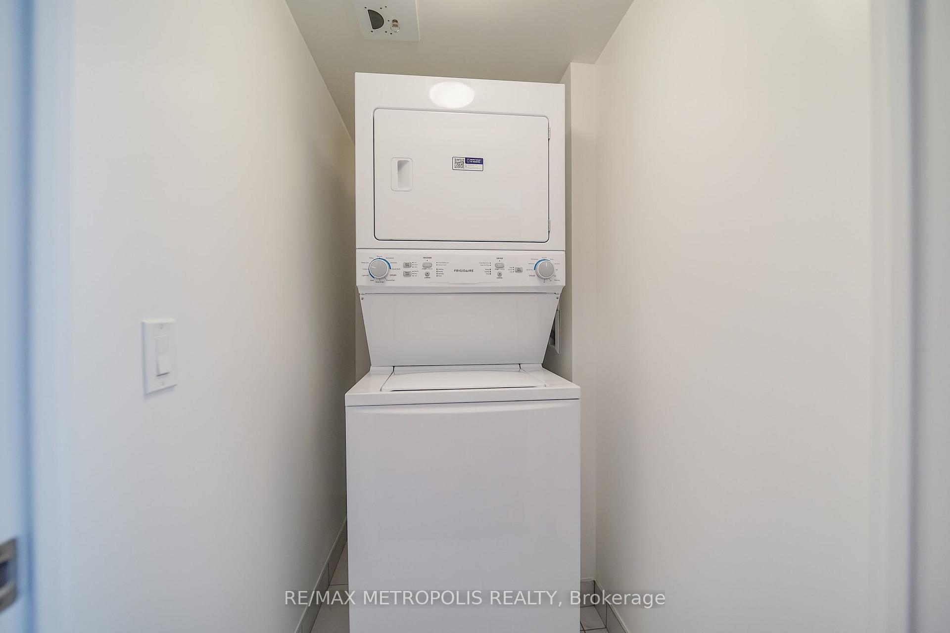 Photo 18 of Unit 1309, 1010 Sandy Beach Road, Pickering, Bay Ridges — HOMEH