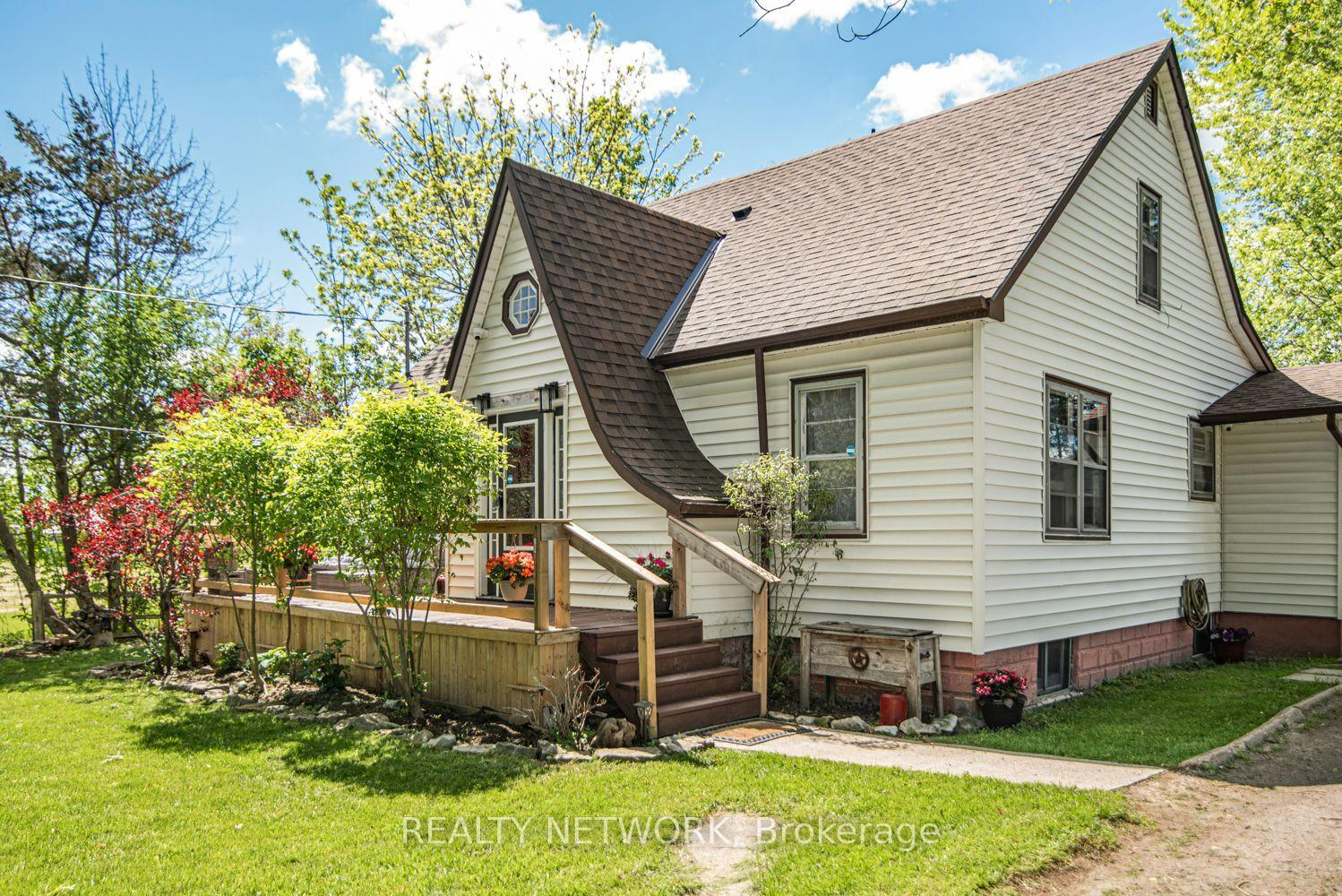 Photo 5 of 32 Grant Avenue, Haldimand, Dunnville — HOMEH