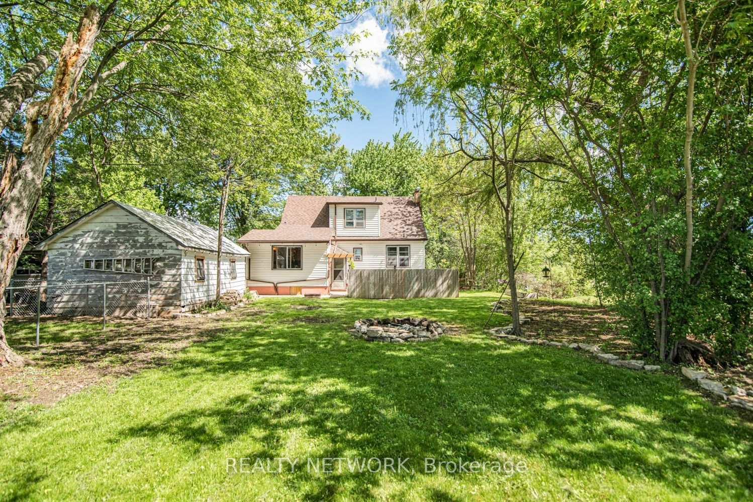 Photo 39 of 32 Grant Avenue, Haldimand, Dunnville — HOMEH