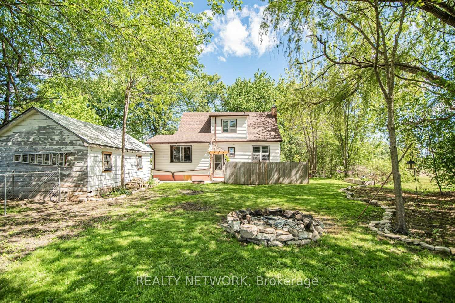Photo 43 of 32 Grant Avenue, Haldimand, Dunnville — HOMEH