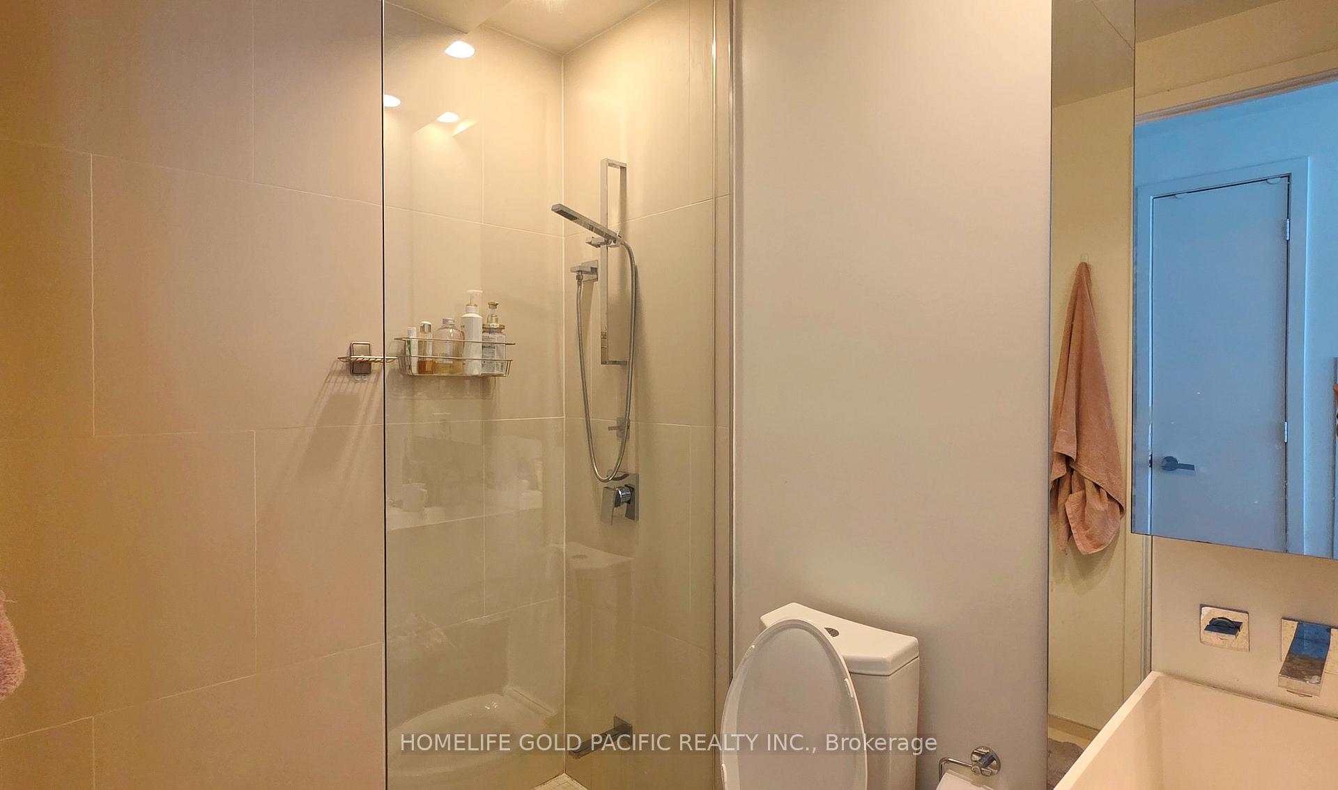 Photo 10 of Unit 902, 1 Bloor Street E, Toronto, Church-Yonge Corridor — HOMEH