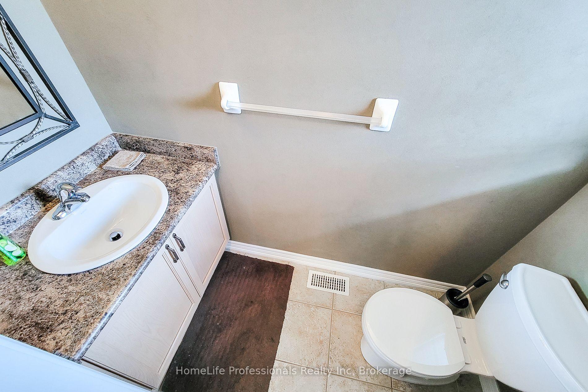 Photo 19 of 512 Stonehenge Drive, Hamilton, Meadowlands — HOMEH