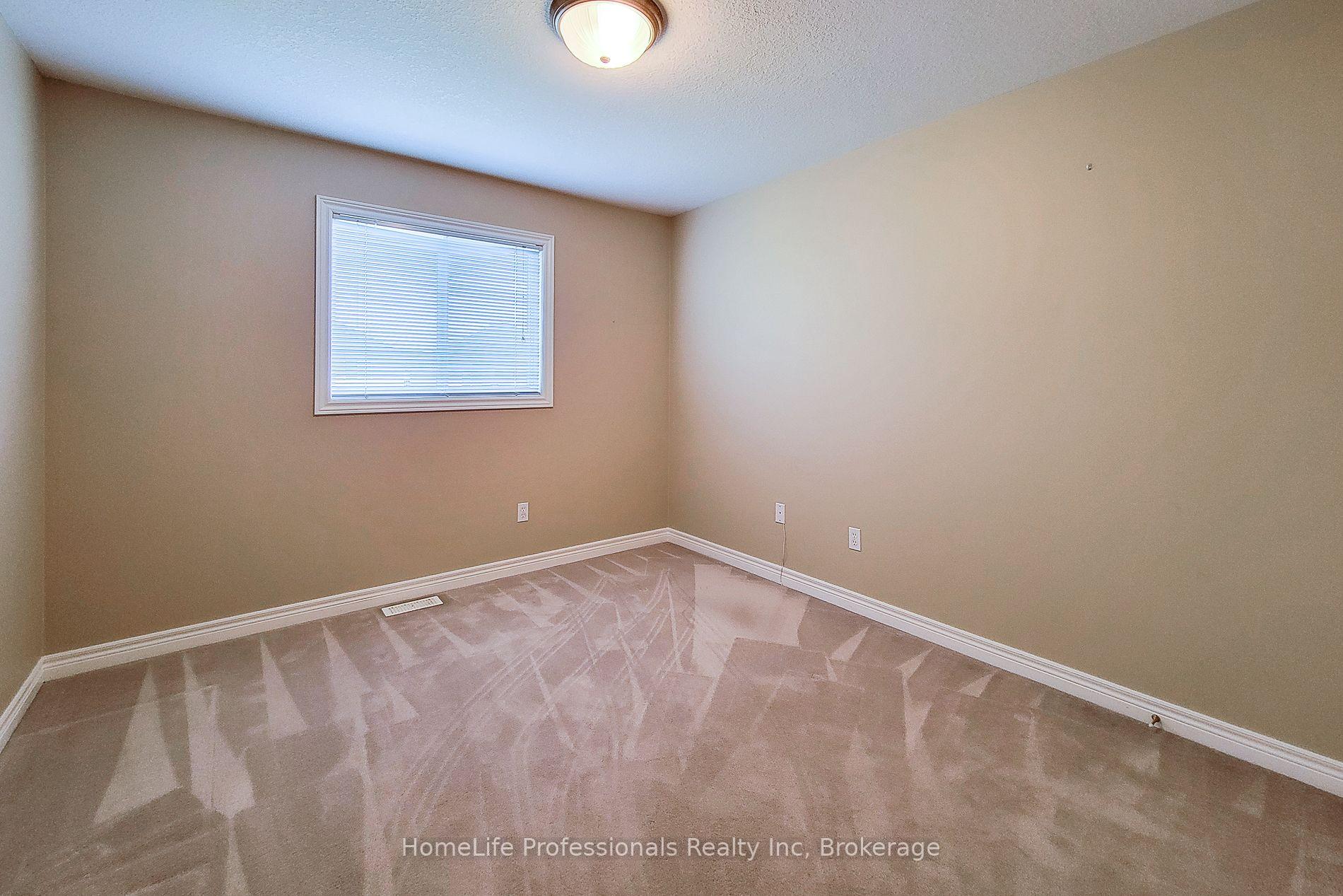 Photo 34 of 512 Stonehenge Drive, Hamilton, Meadowlands — HOMEH