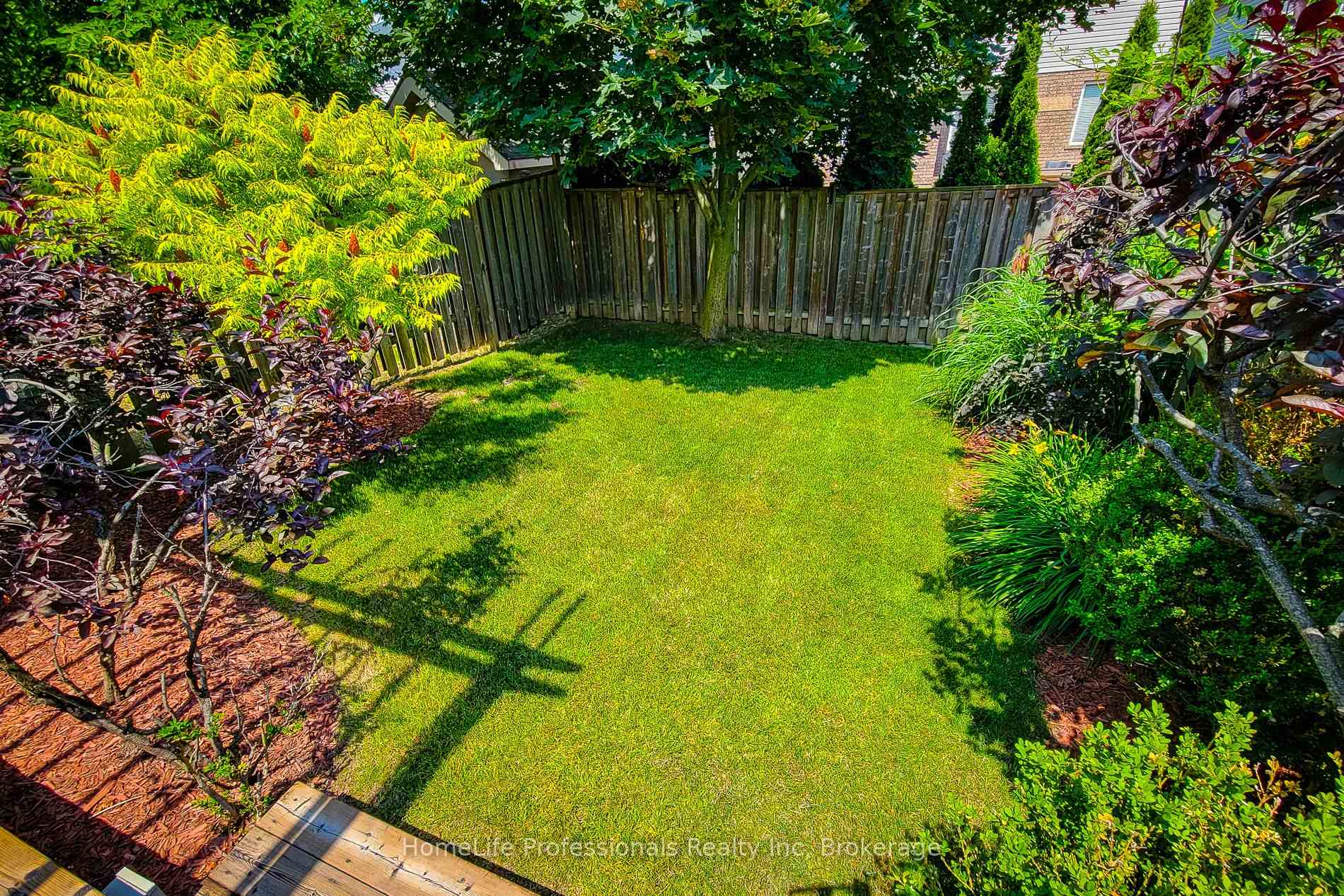 Photo 50 of 512 Stonehenge Drive, Hamilton, Meadowlands — HOMEH