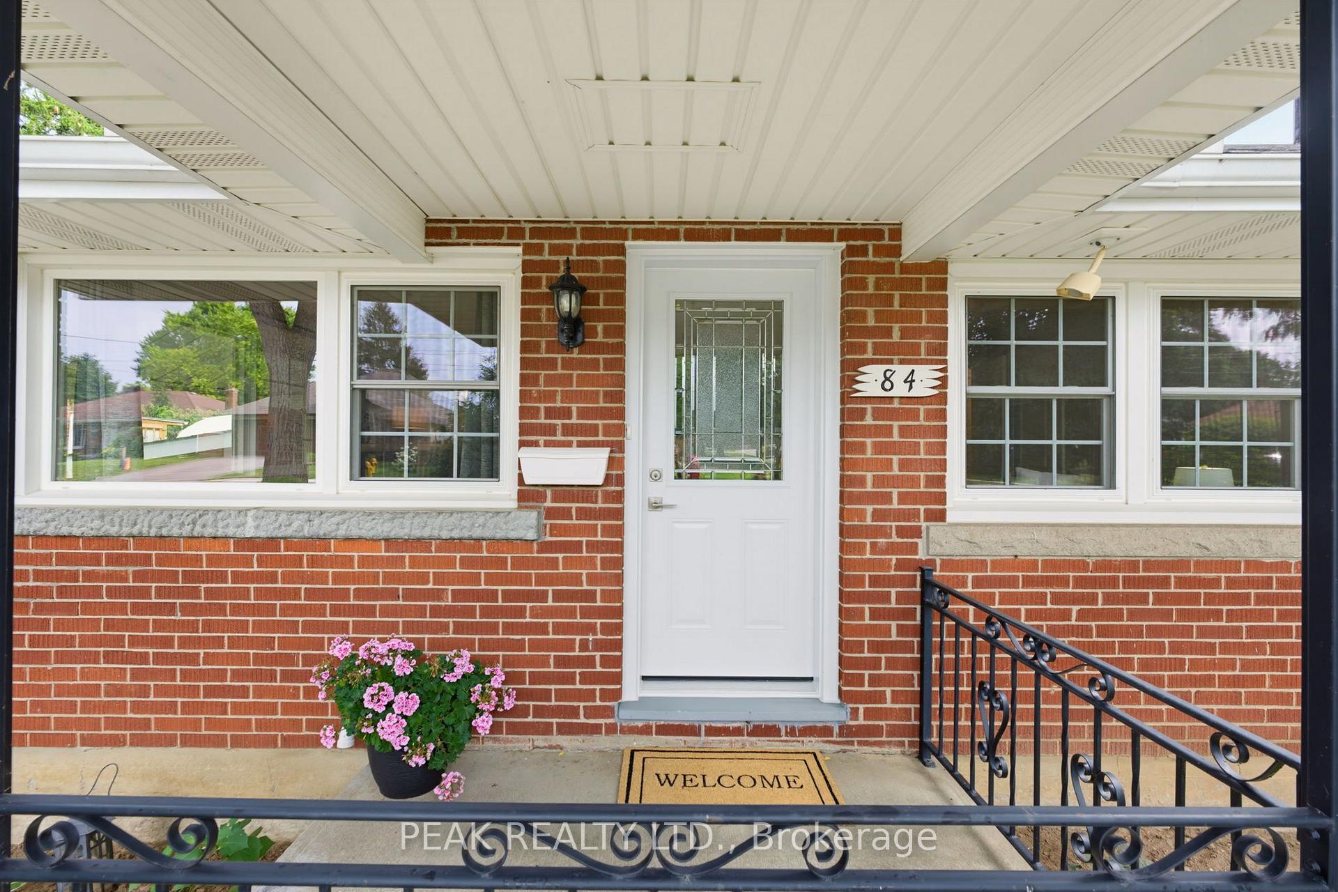 Photo 4 of 84 Dundas Street W, Brant, Paris — HOMEH