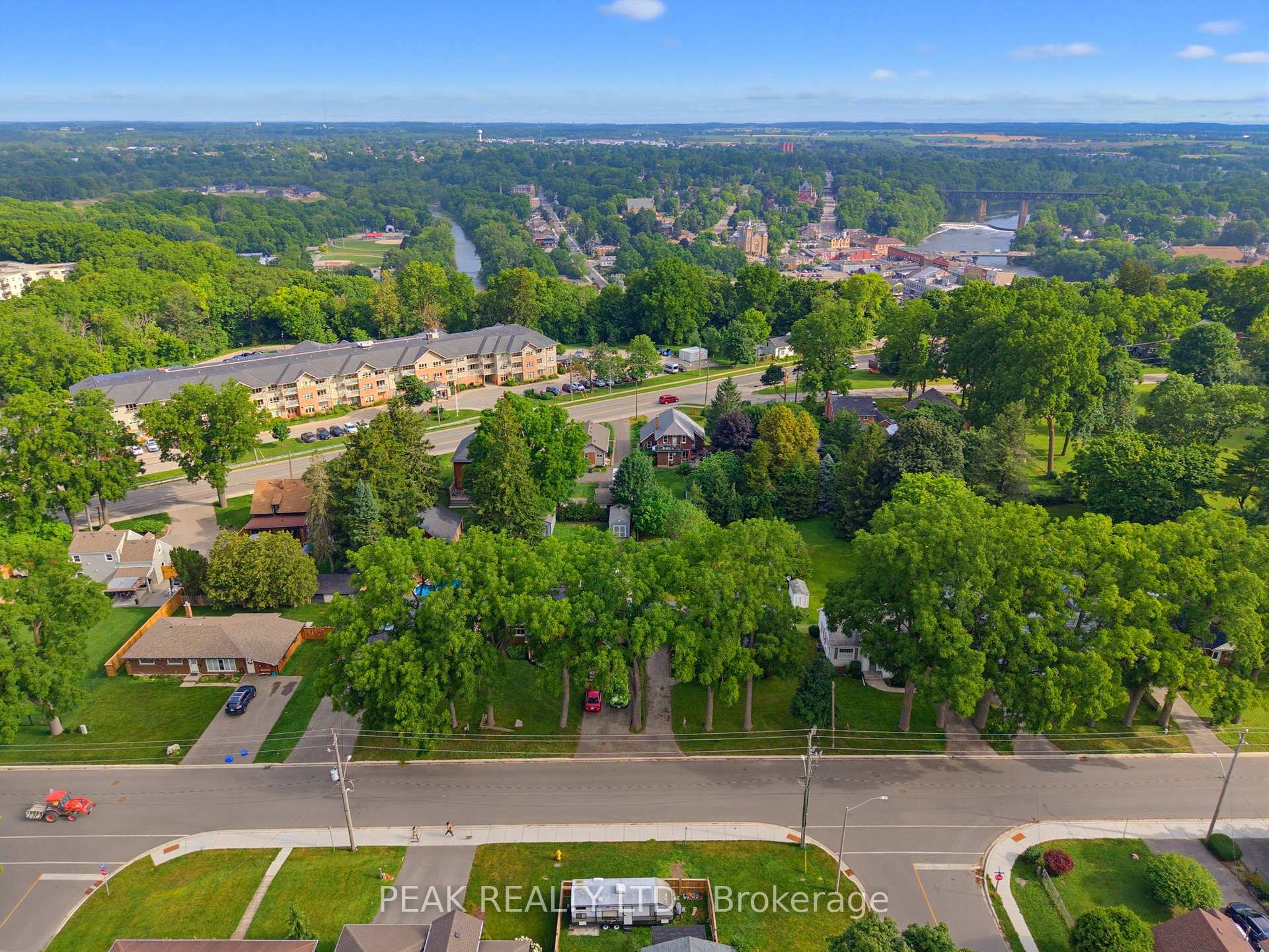Photo 28 of 84 Dundas Street W, Brant, Paris — HOMEH
