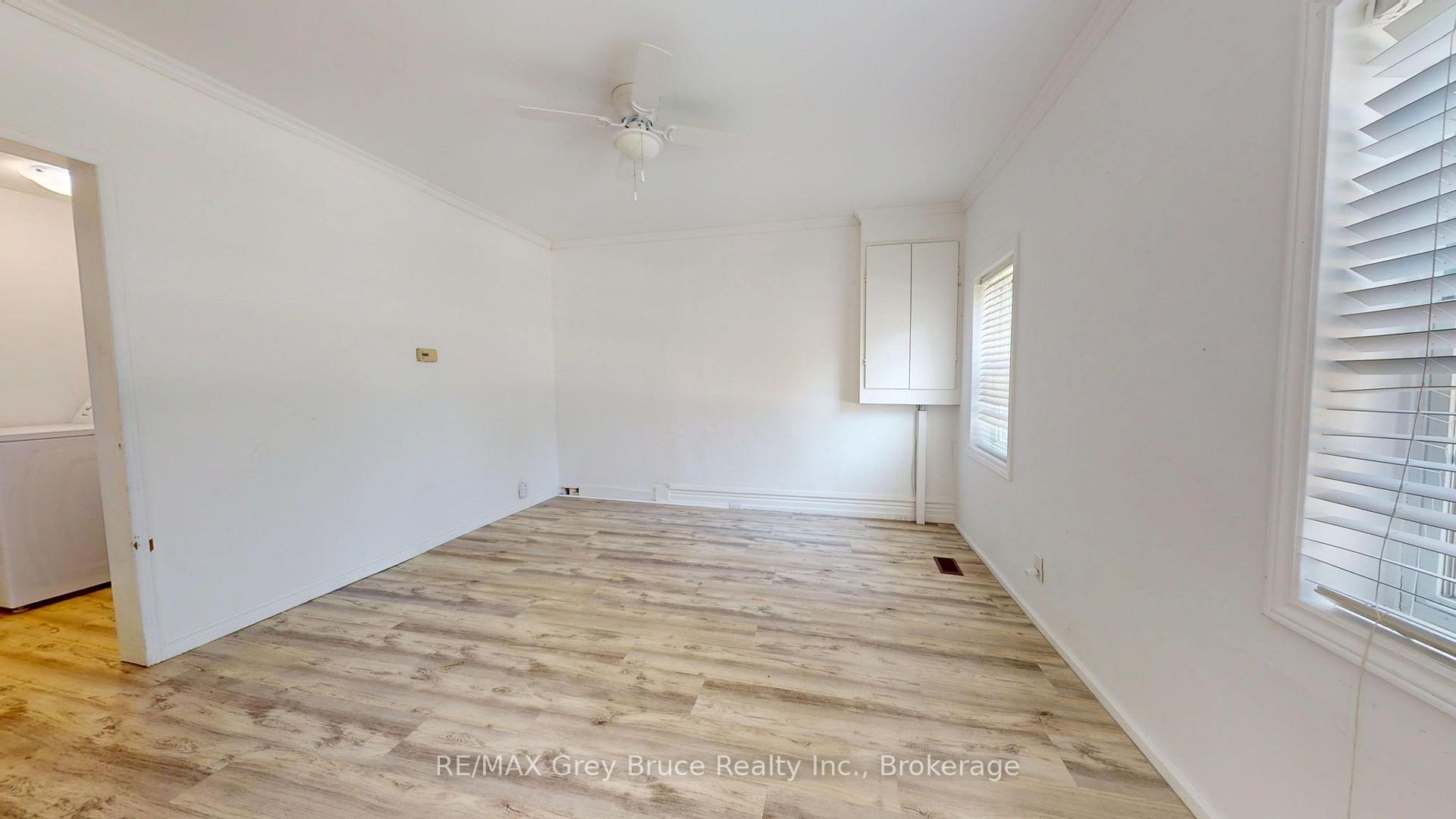 Photo 3 of 218 Denmark Street, Meaford — HOMEH