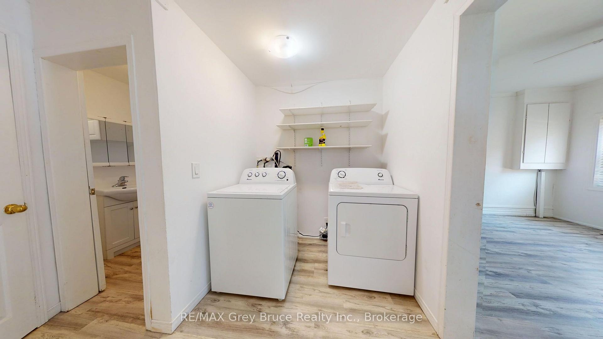 Photo 6 of 218 Denmark Street, Meaford — HOMEH