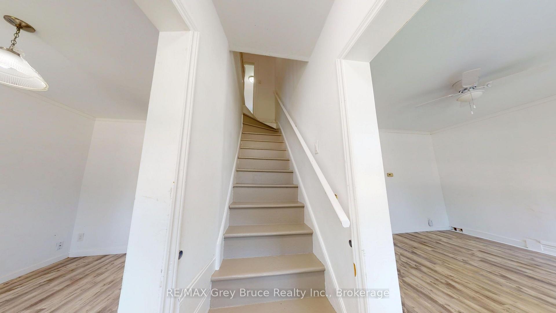 Photo 20 of 218 Denmark Street, Meaford — HOMEH