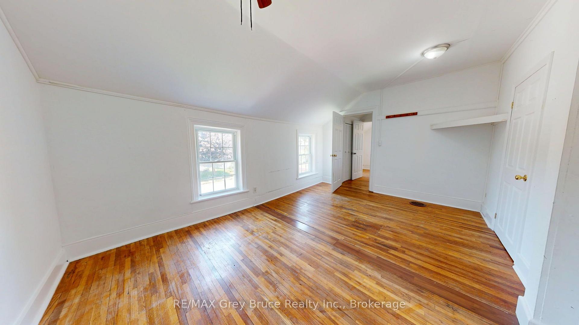 Photo 24 of 218 Denmark Street, Meaford — HOMEH
