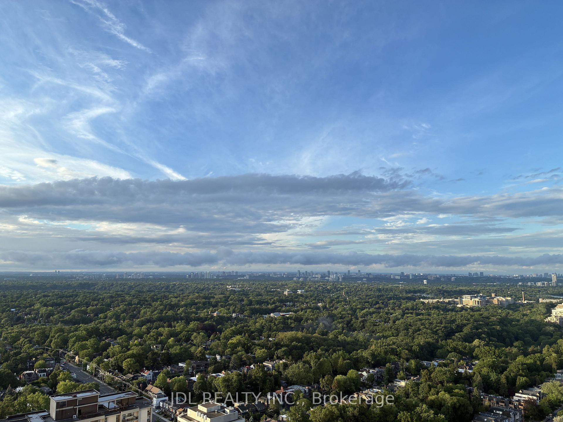 Photo 8 of Unit LPH06, 110 Broadway Avenue, Toronto, Mount Pleasant West — HOMEH