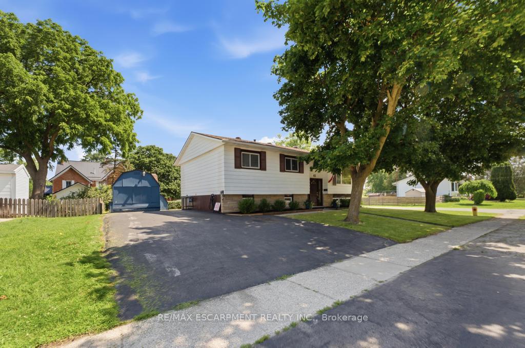 Photo 1 of 42 Jane Street, Haldimand — HOMEH