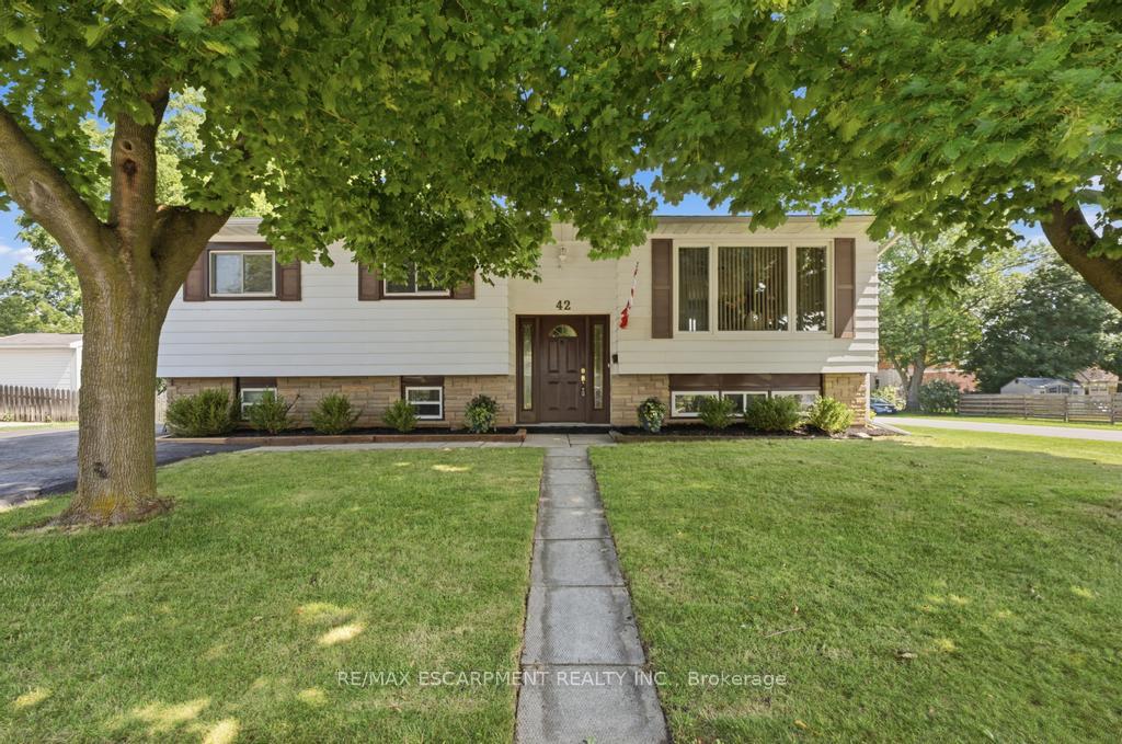 Photo 2 of 42 Jane Street, Haldimand — HOMEH
