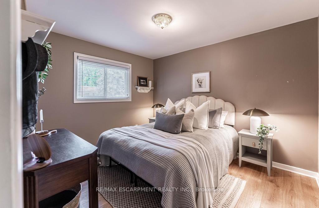 Photo 9 of 42 Jane Street, Haldimand — HOMEH