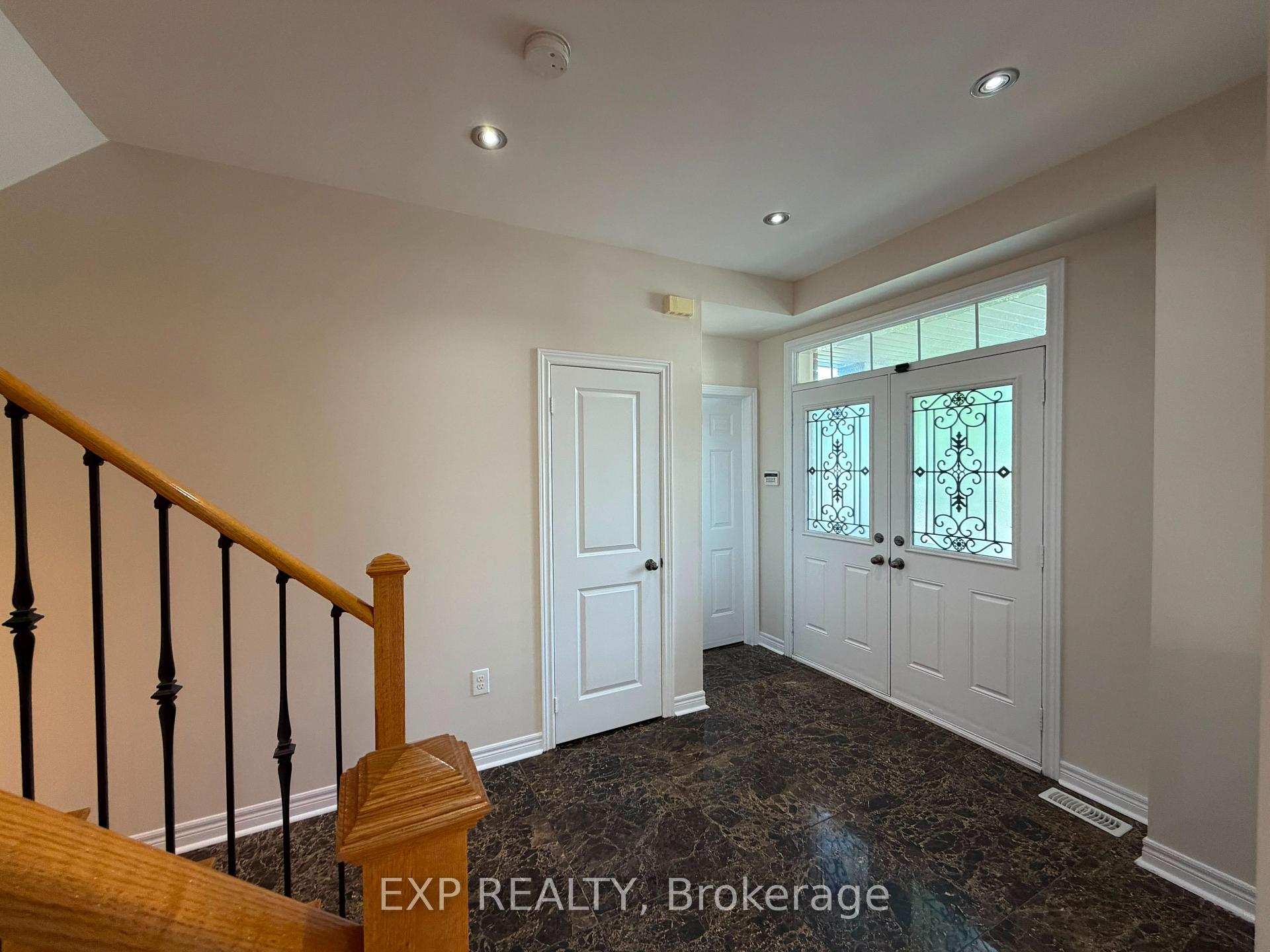 Photo 6 of 17 Yardmaster Drive, Brampton, Northwest Brampton — HOMEH