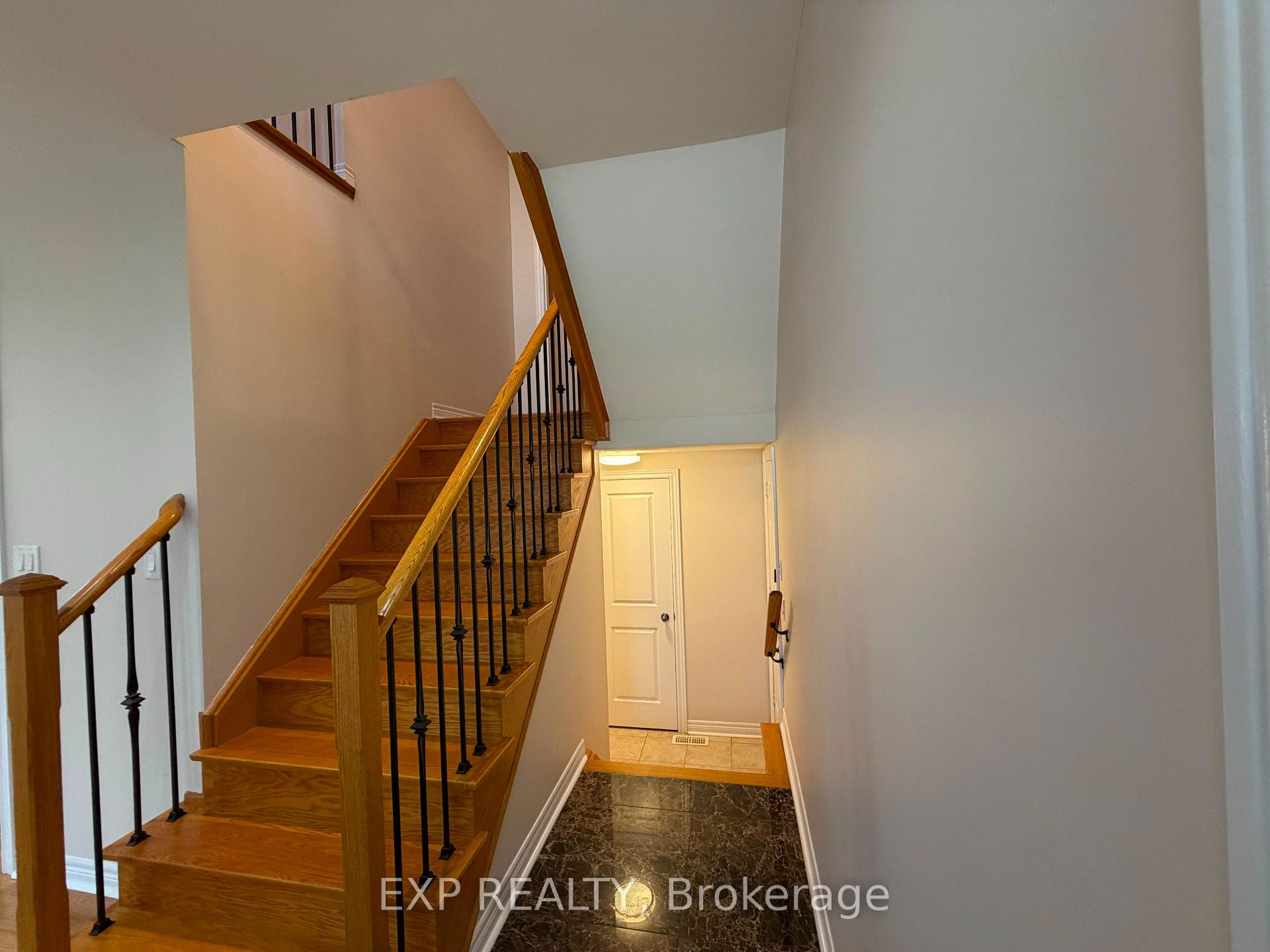 Photo 15 of 17 Yardmaster Drive, Brampton, Northwest Brampton — HOMEH